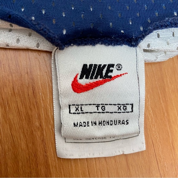 Vintage Nike Men’s Swoosh Logo Reversible Distressed Basketball Jersey Size XL - Picture 7 of 11